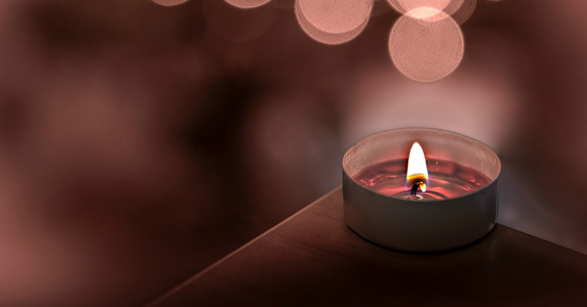 FB-candels বাড়িতেই বানিয়ে ফেলো রঙ বেরঙের মোমবাতি! (how to make candles at home step by step)