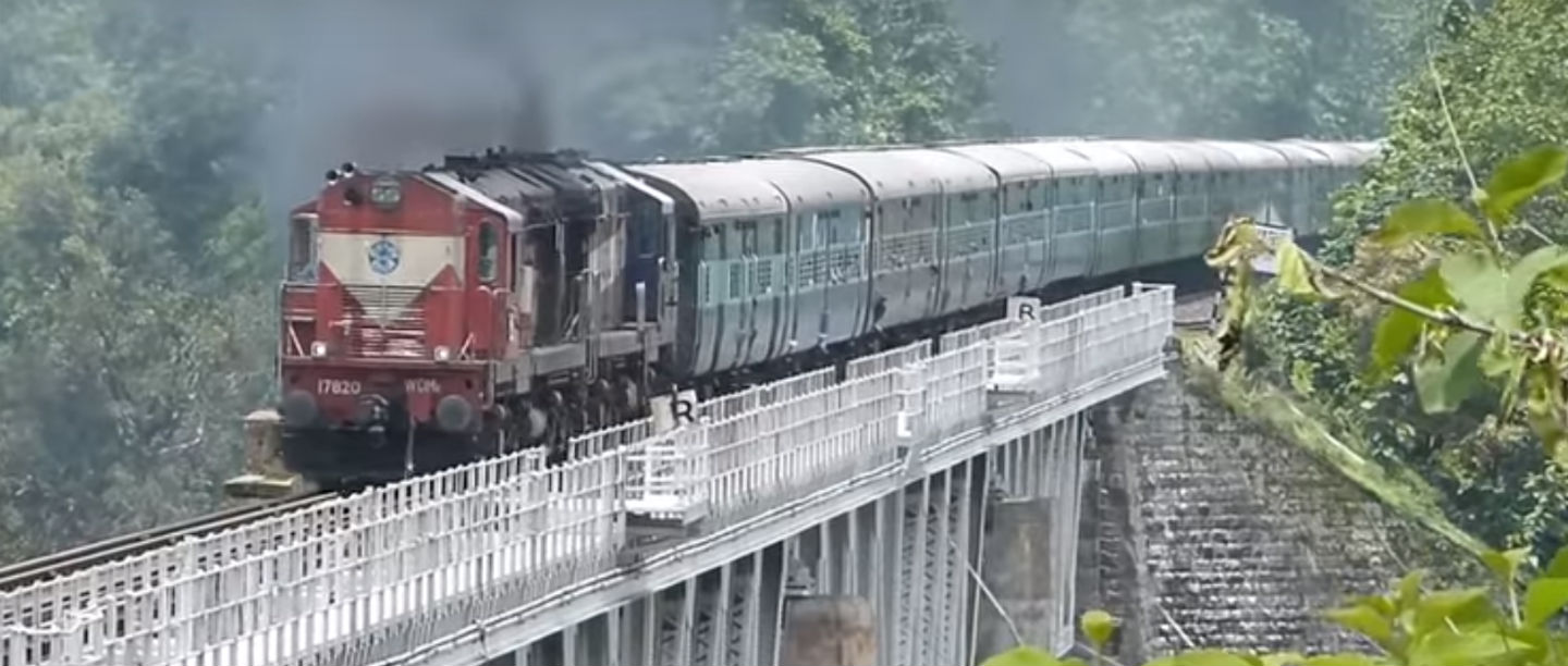তৎকাল টিকিট কাটার প্রয়োজন যে কোনও সময় পড়তে পারে, জেনে নিন এর নানা নিয়ম