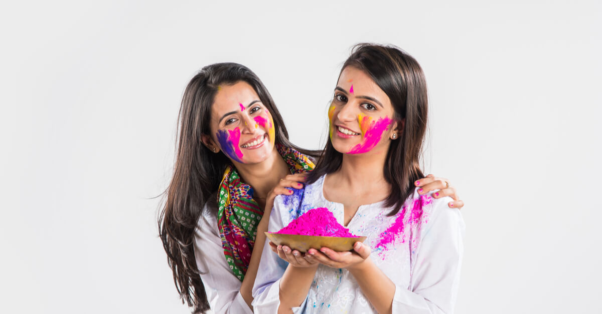 होली की मस्ती के बाद रंग छुड़ाने की अब नो टेंशन! &#8211; Simple Tips to Remove Holi Colours From Your Face in Hindi