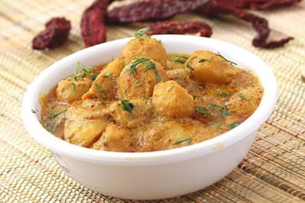 Dum Aloo Banane ki Samagri