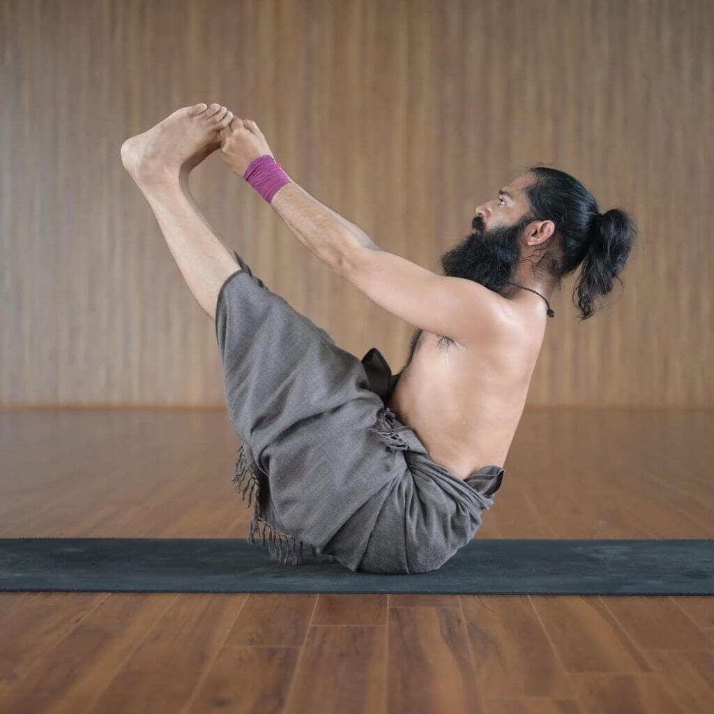 Warrior Pose Yoga Asana | Veerbhadrasana in Hindi | Yoga For Weight Loss |  Yoga For Beginners - YouTube