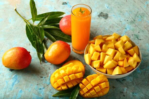 Aam Ke Fayde Aur Nuksan आम खाने के फायदे Mango Benefits In Hindi