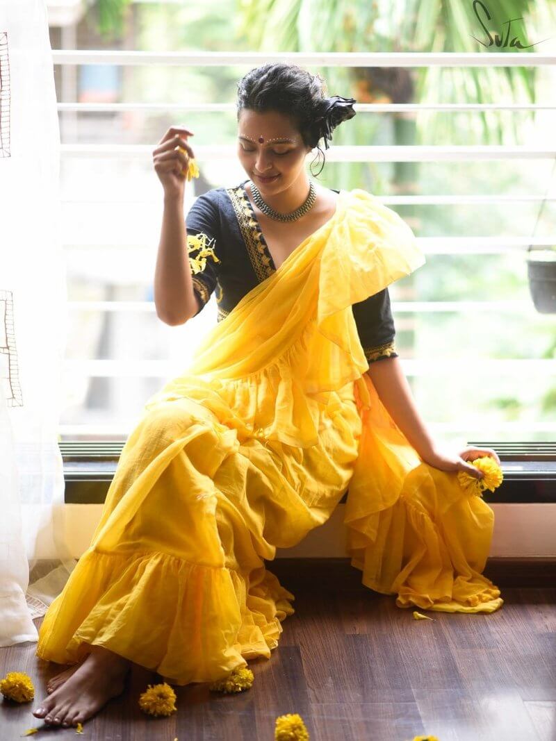 फ्रिल साड़ी डिजाइन - Free Saree Design in Hindi