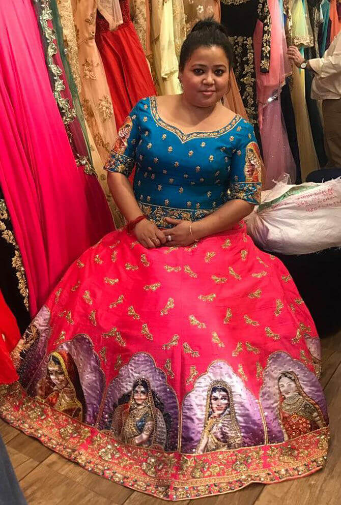 Lehenga in sale hindi