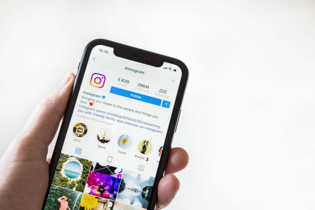 Short Bio for Instagram in Hindi