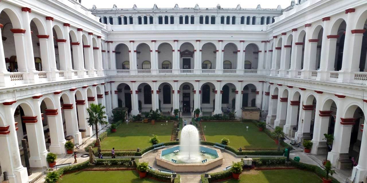 Tourist Places in Kolkata - Indian Museum