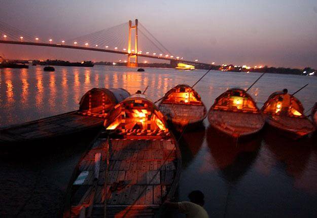 Places to Visit in Kolkata - Princep Ghat