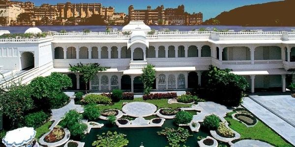 Lake Garden Palace