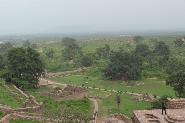 Bhangarh Fort Story in Hindi