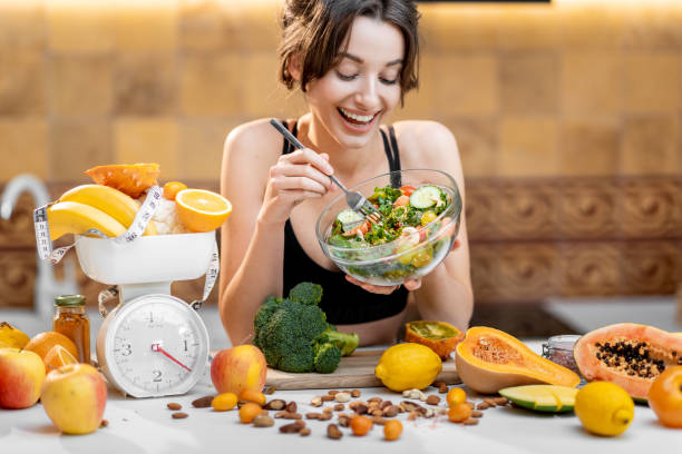 What to Eat to Get Rid of Wrinkles on Face in Hindi