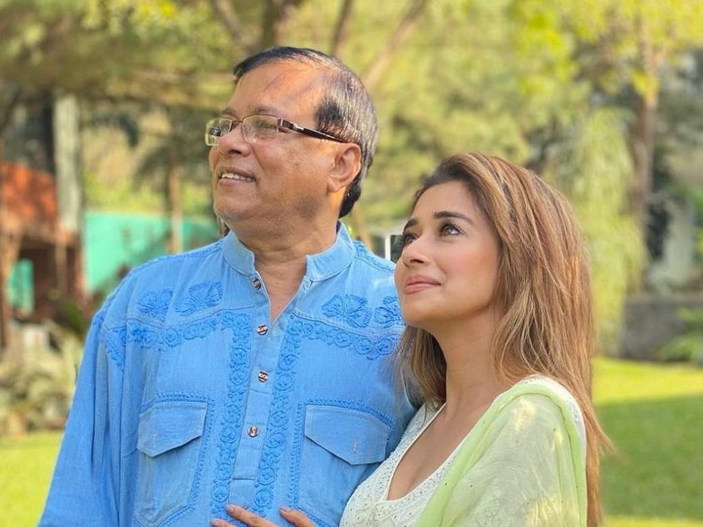 Tina Datta with family