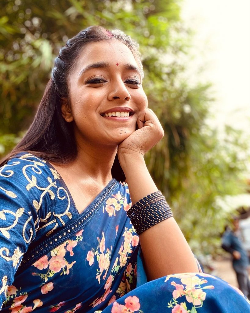 Sumbul Touqeer Biography