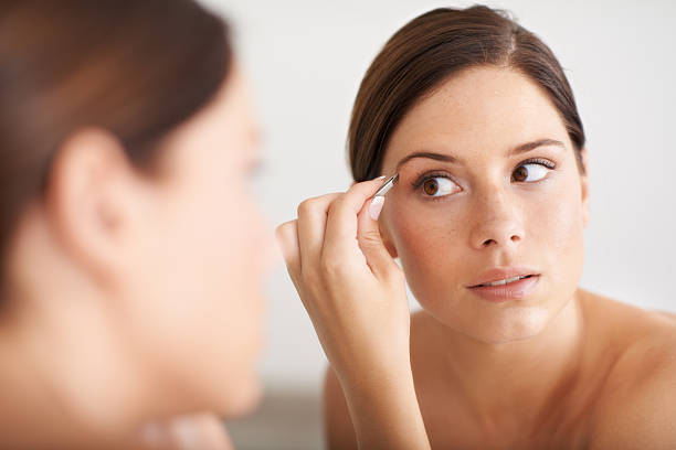 Eyebrow Growth Tips in Hindi