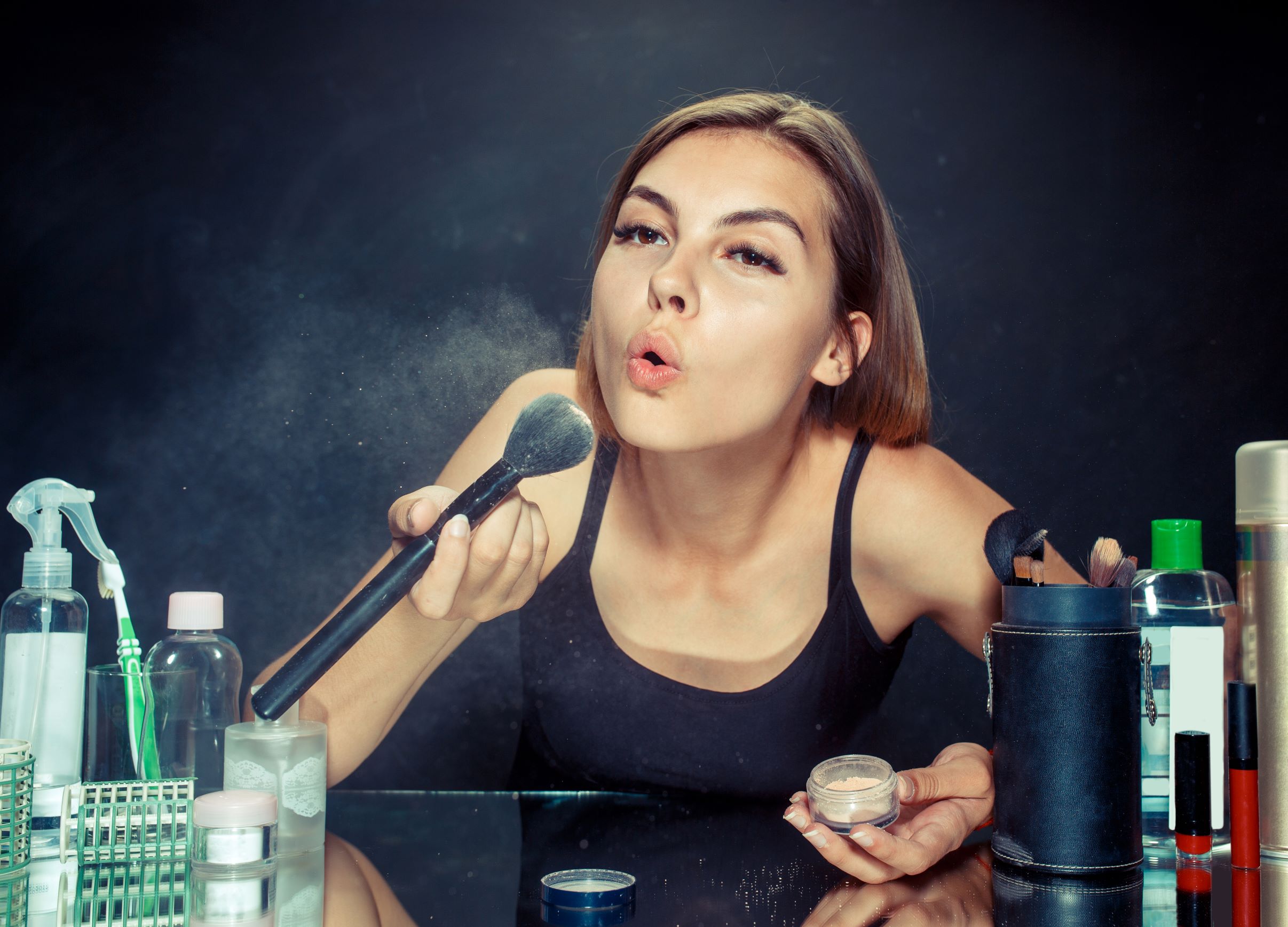 Winter Makeup Tips in Hindi