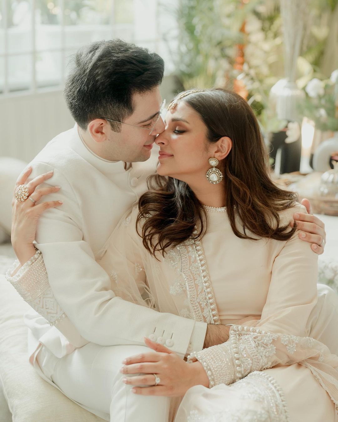 parineeti And Raghav sagai pics