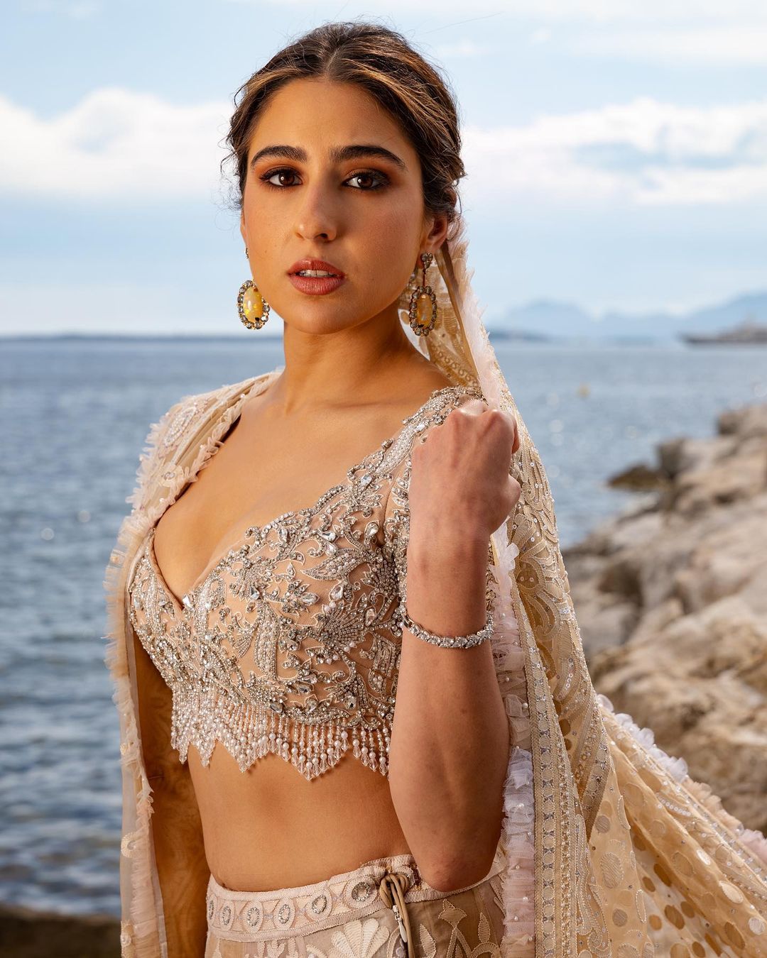 Sara Ali Khan Tera Cotta Coral Eyeshadoe At Cannes