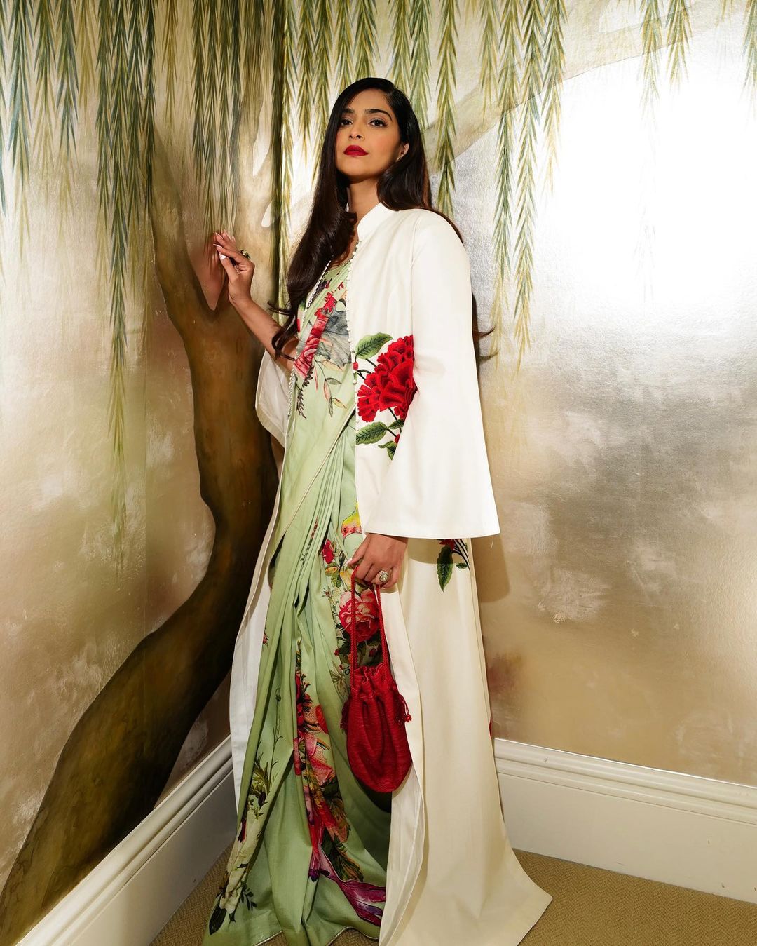 sonam kapoor saree look with jacket
