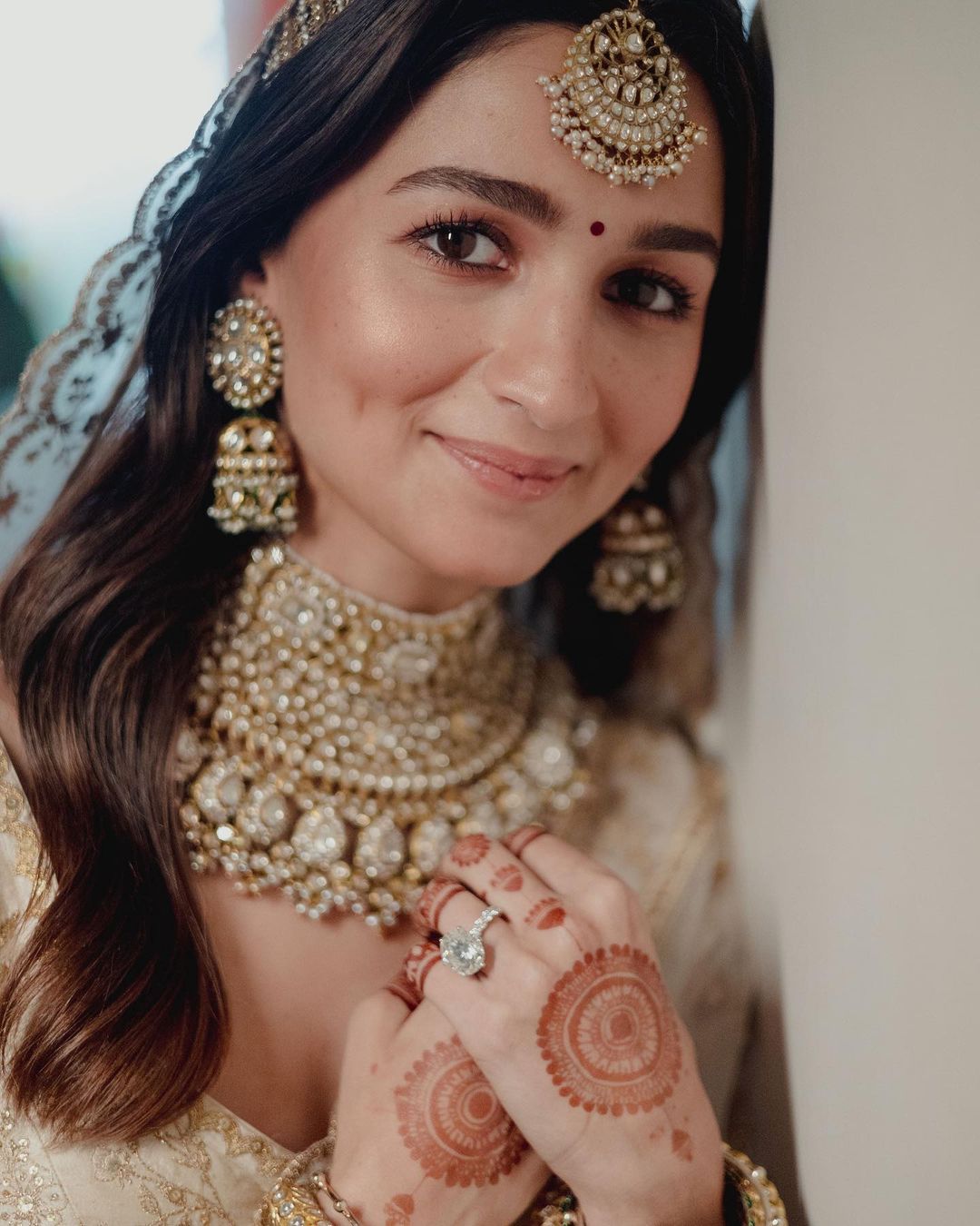 Bollywood Brides Who Opted For Minimal Mehendi Design