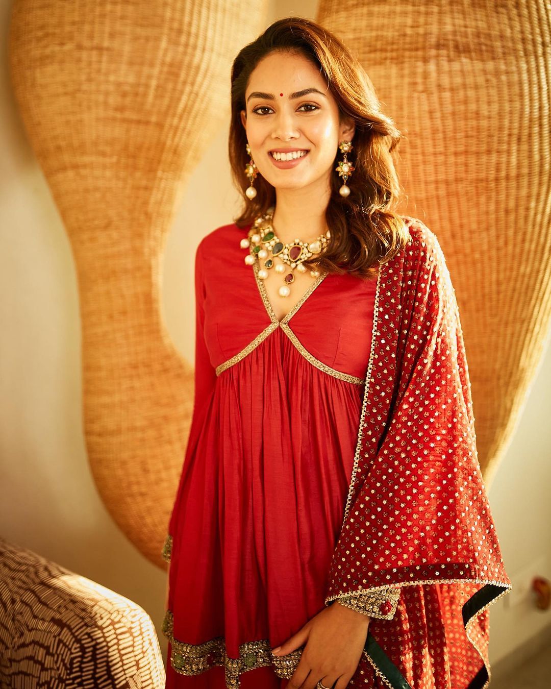mira rajput kapoor repeating Wedding Jewellery