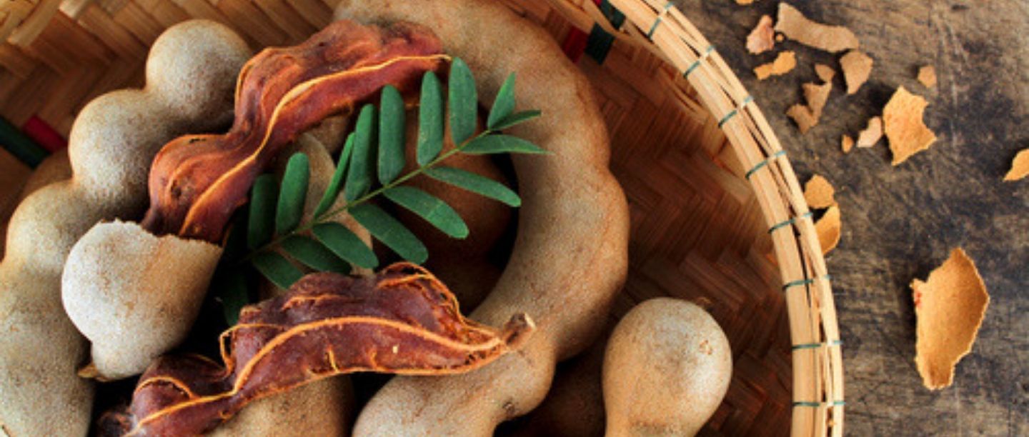 आंबट चिंच कशी ठरते फायदेशीर, जाणून घ्या (Tamarind Benefits)