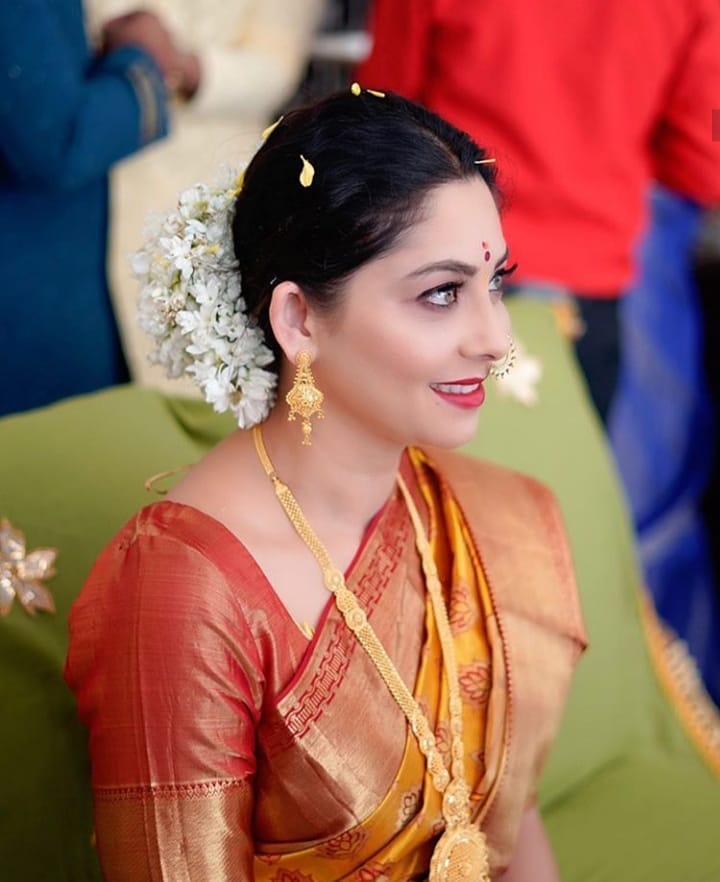 40 Stylish Maharashtrian Bridal Looks That We Have A Crush On   WeddingBazaar