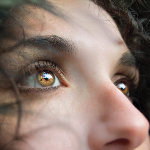 निरोगी डोळ्यांसाठी आरोग्यदायी टिप्स | Eye Health Tips In Marathi