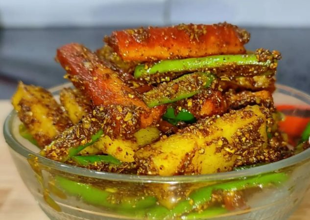 मिक्स भाज्यांचे लोणचं - Mix pickle Recipe For Gudhi Padwa In Marathi