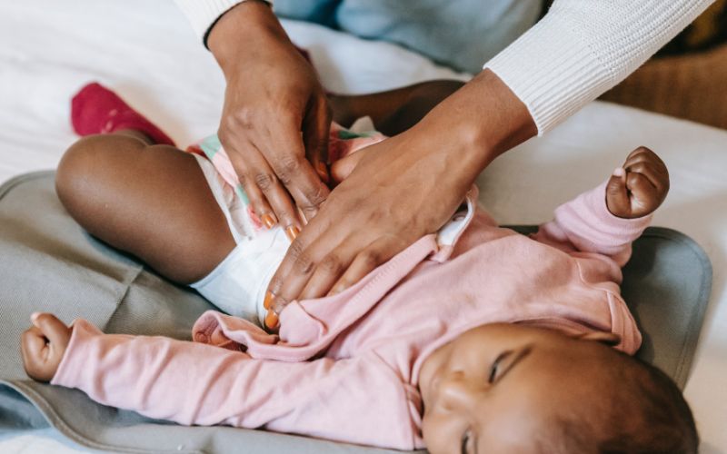 पाच वर्षाखालील बाळाला जुलाब होण्याची कारणे | Causes of Diarrhea in Babies In Marathi