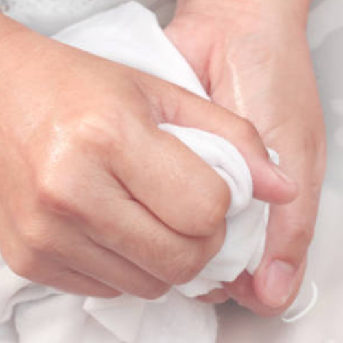 White Clothes Washing Tips in Marathi
