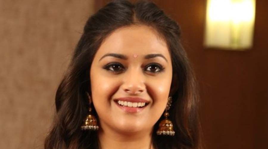 smile001 பளீச்சிடும் புன்னகைக்கு உங்கள் பற்களை பாதுகாப்பது எப்படி?