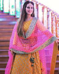 Dupatta Design Ideas (Latest Trends) - Revamp Your Old Outfits With These  Cool Dupatta Designs