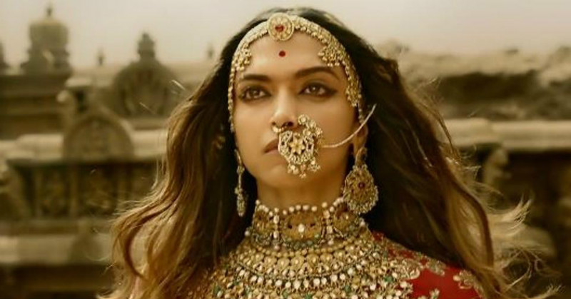 Deepika Padukone Wants To Save Something From The &#8216;Padmaavat&#8217; Sets, Can You Guess What?