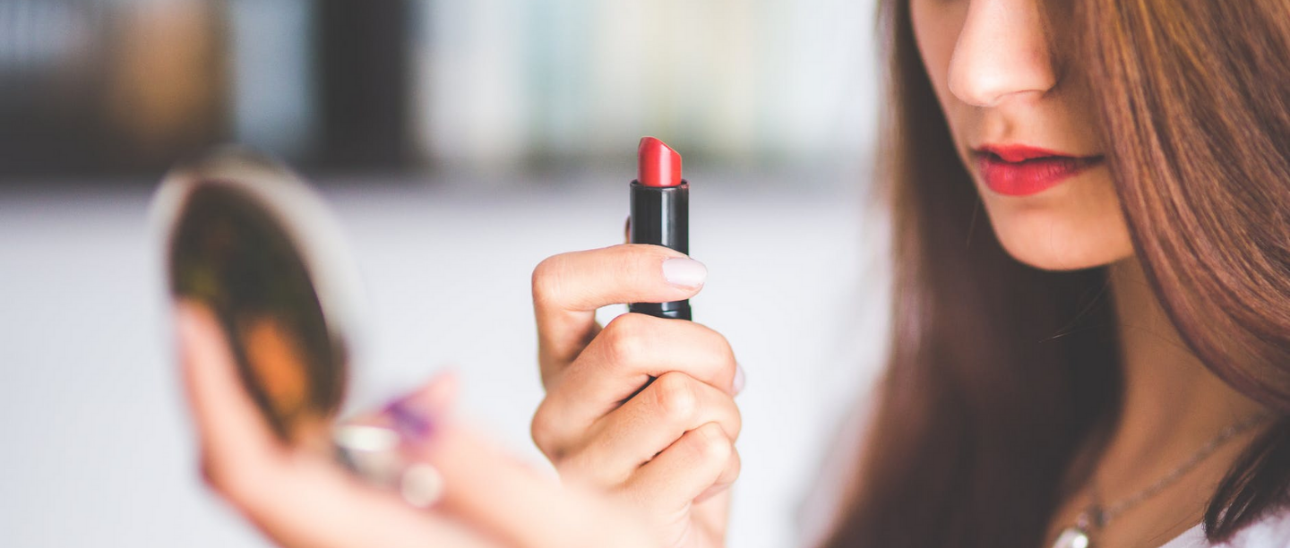 Love Lipsticks? Here&#8217;s How You Can Make Your Very Own Custom Shade At Home!