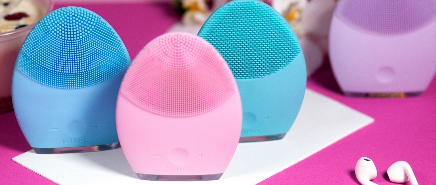 *This* Facial Cleansing Brush Has Completely Changed The Way My Skin Feels!