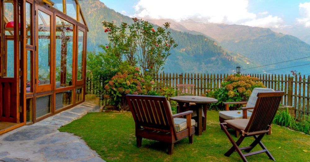 This Hidden Cottage In Manali Is Perfect For A *Dreamy* Honeymoon Escapade Amidst The Hills!