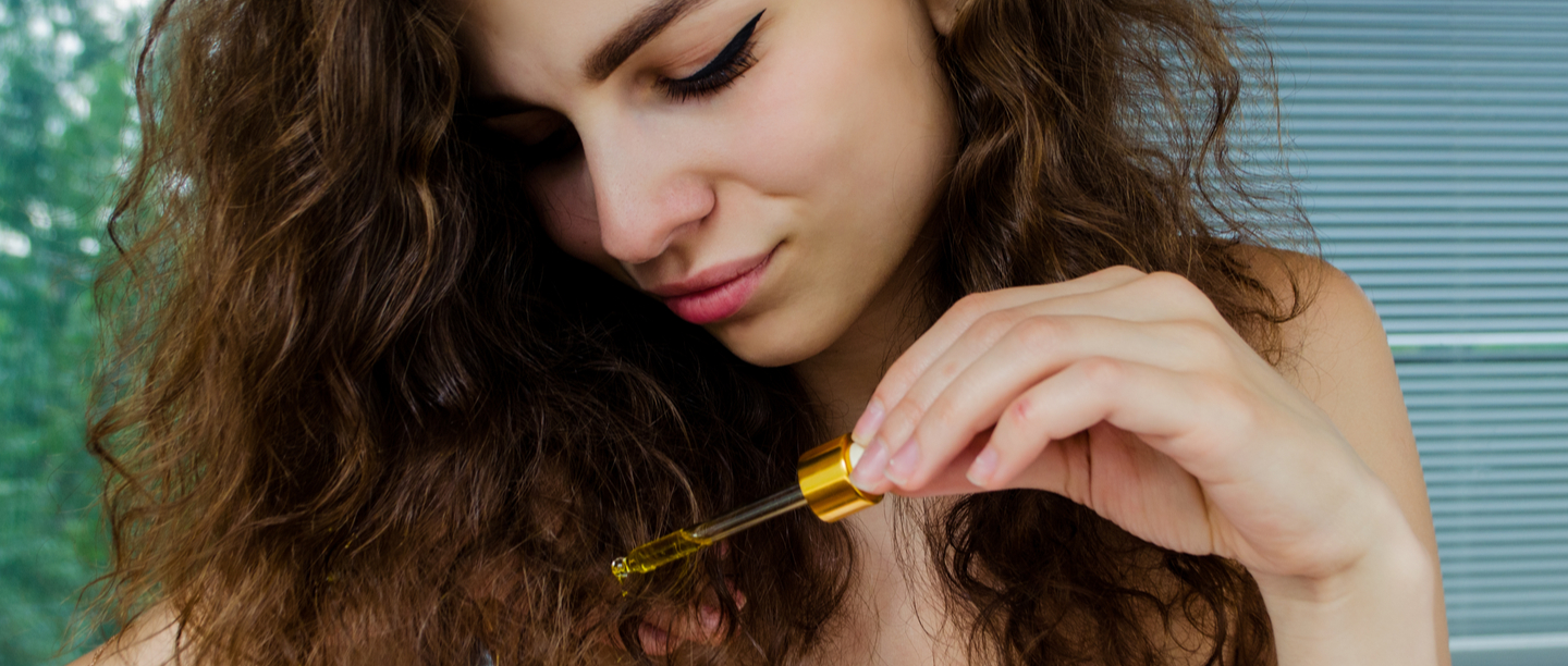 Happy Hair Fix: This DIY Anti-Frizz Serum Will Breathe New Life Into Your Curly Hair