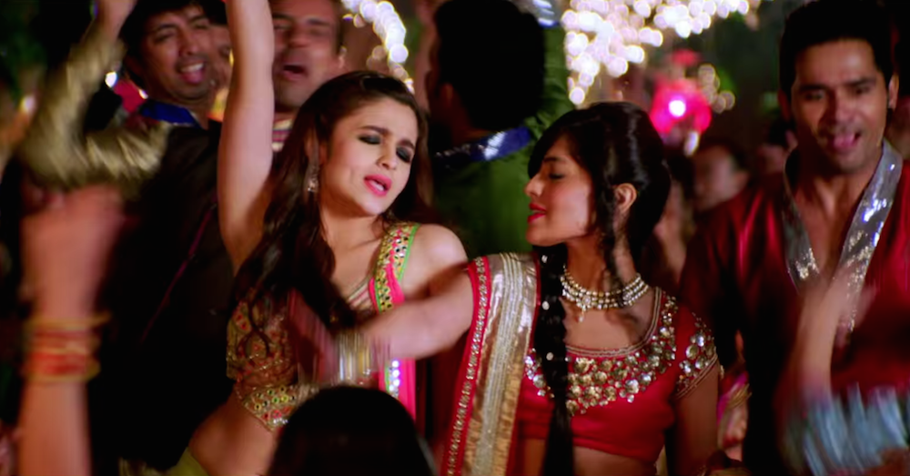 15 Signs Your Bestie Has Actually Become Your Sister!
