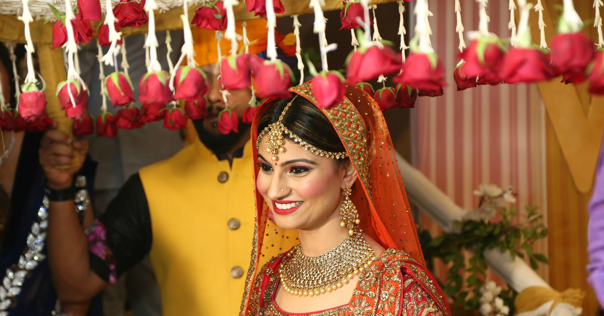 7 Beautiful “Phoolon Ki Chaadar” Ideas For Your Shaadi!