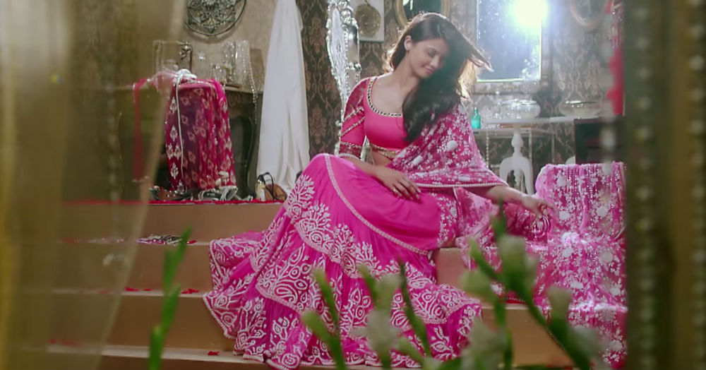 15 Stunning Sangeet Outfits For The Bride Who Loves *Pink*