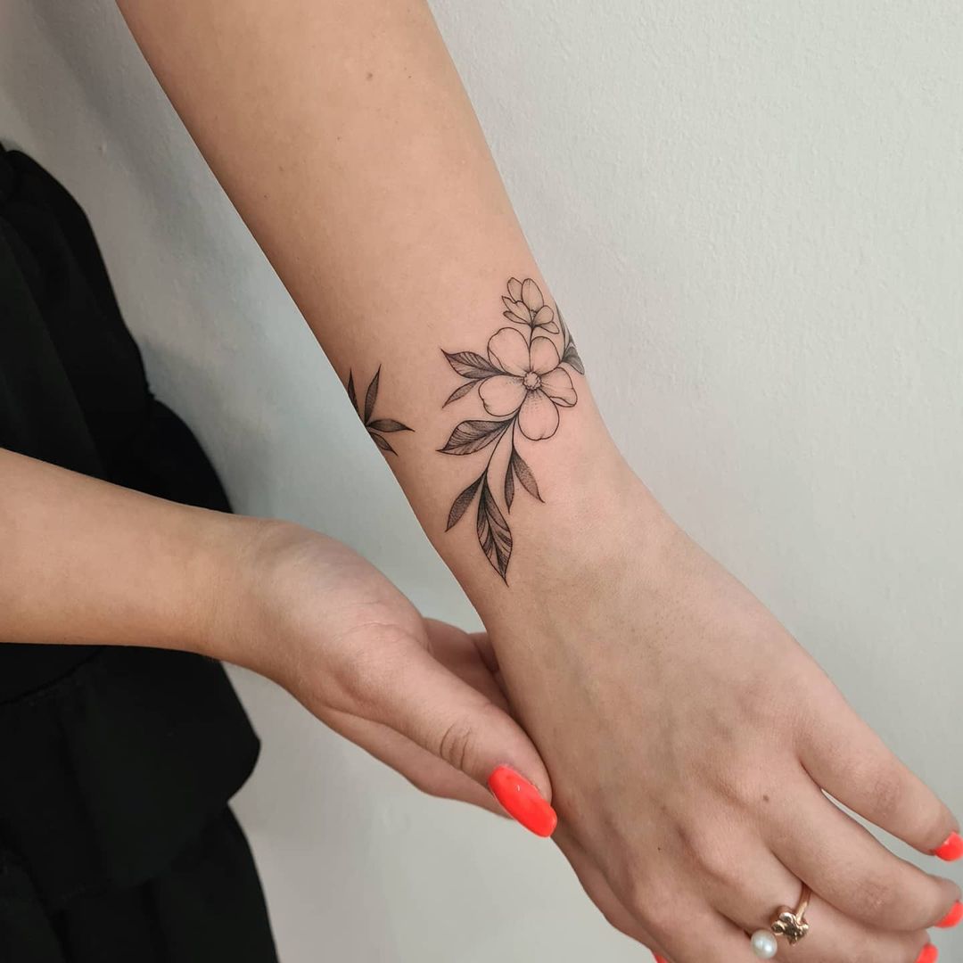 Top 30 Amazing Bracelet Tattoo Ideas 2023 Updated  Saved Tattoo