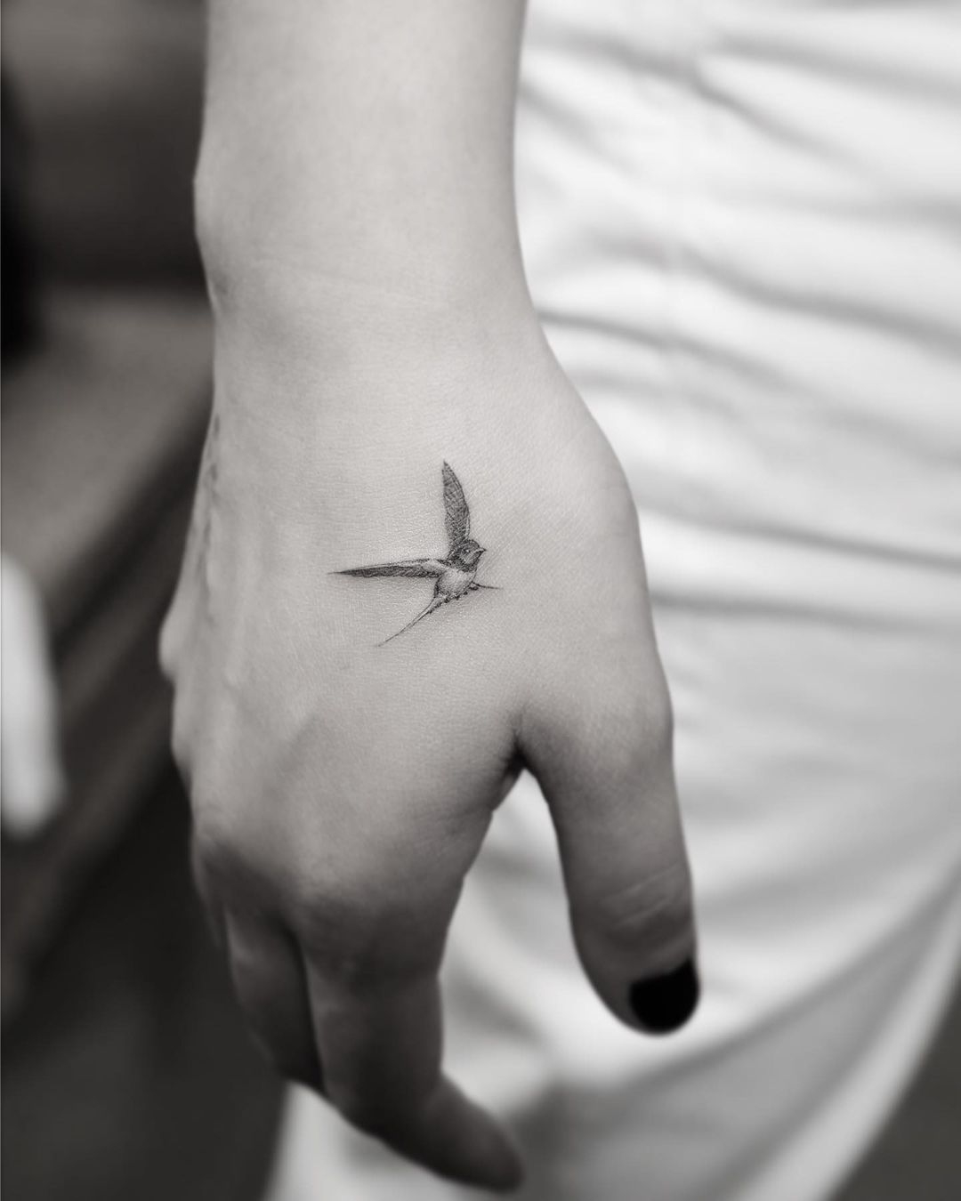 134 Small Hand Tattoos That Had Us Wishing For More Hands  Bored Panda