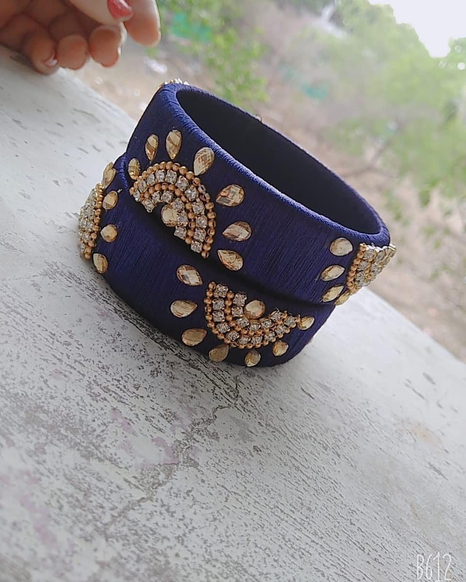 Silk thread deals bangles design