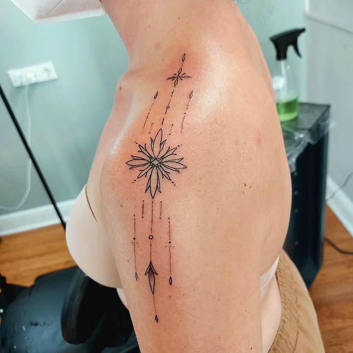 Lower Leg Tattoo | Genevieve Dupre - TrueArtists