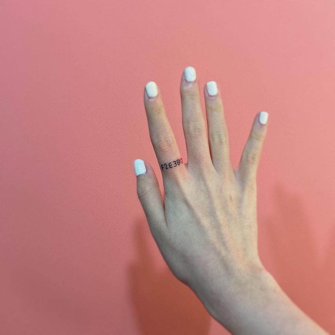 Knuckle tattoos: Millennials are getting creative with eight characters |  The Independent | The Independent