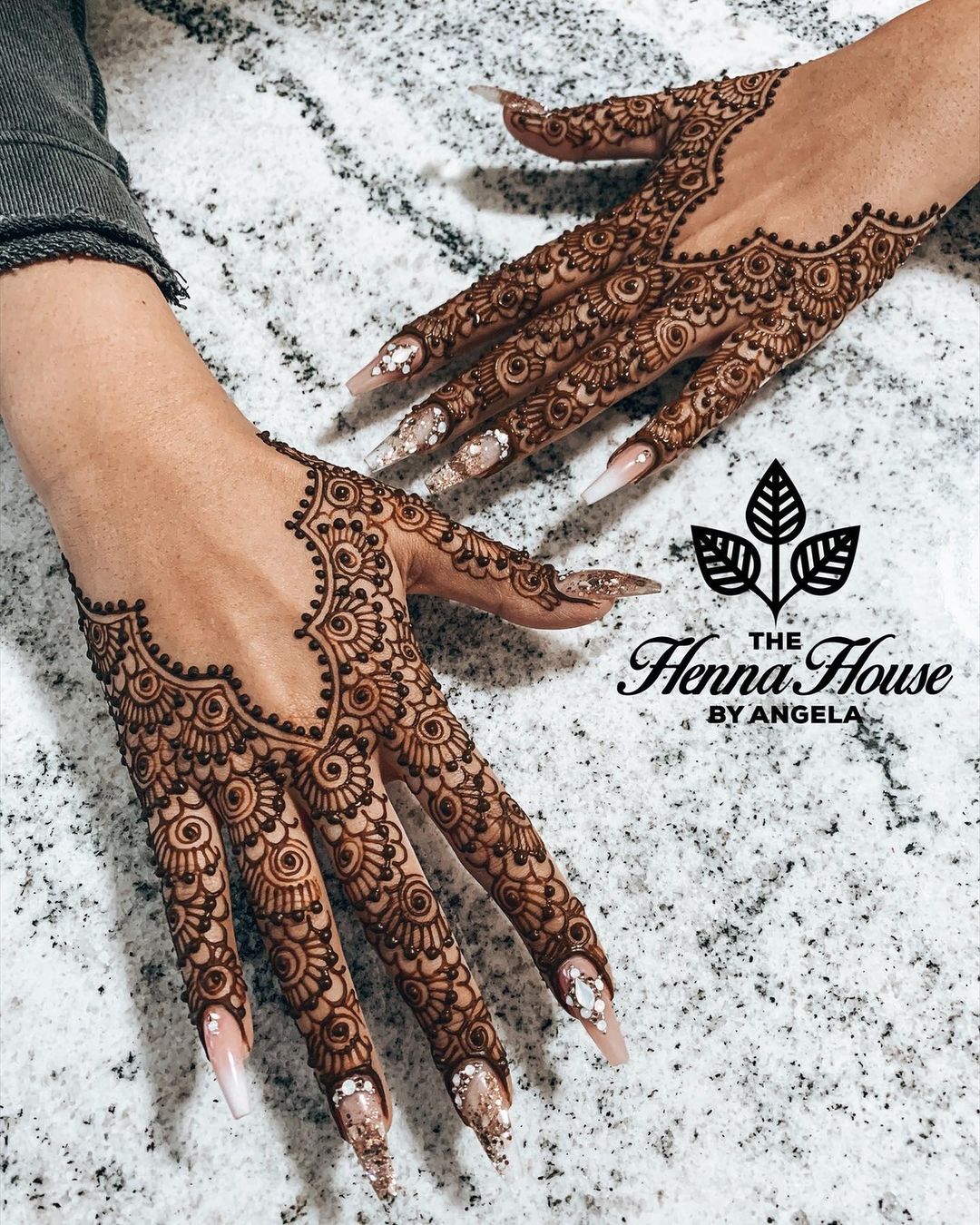 30+ Stylish and Elegant Finger Mehndi Designs | Ring mehndi design, Henna  designs hand, Mehndi designs for hands