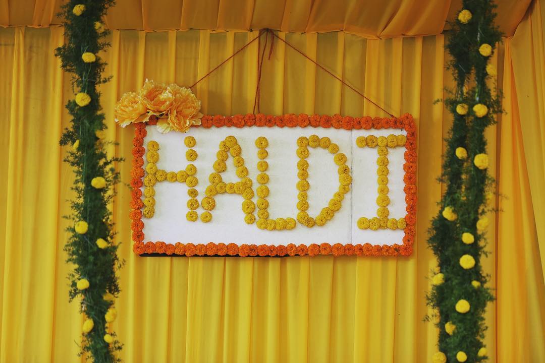 17 Haldi Decoration At Home Ideas For Bride & Groom (2022)