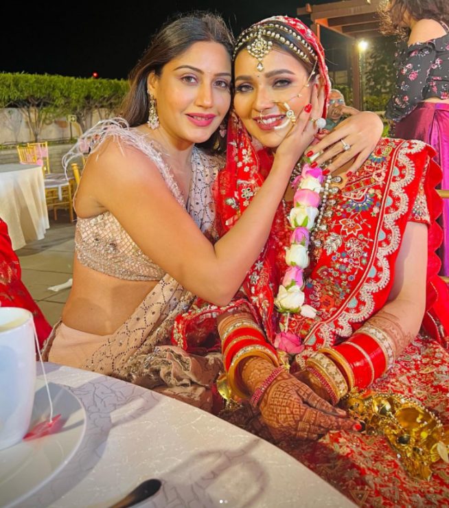 Surbhi Chandna &amp; Ishqbaaz Squad Had A Reunion At TV Star&#8217;s Wedding &amp; We&#8217;re So Nostalgic Now