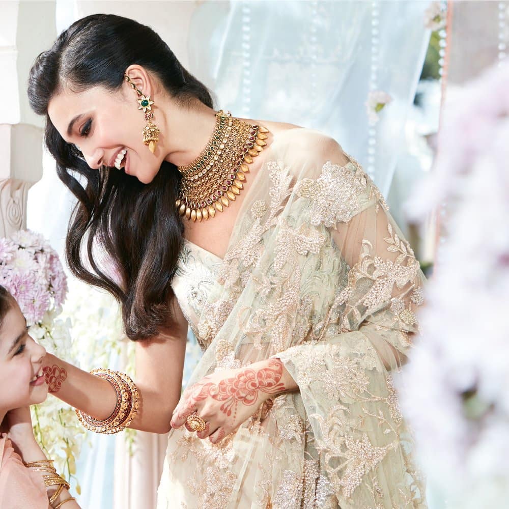 Stunning Gold Choker bridal jewellery designs