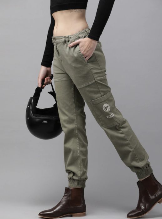 Buy Men Black Mid Rise Clean Look Cargo Jeans online  Looksgudin