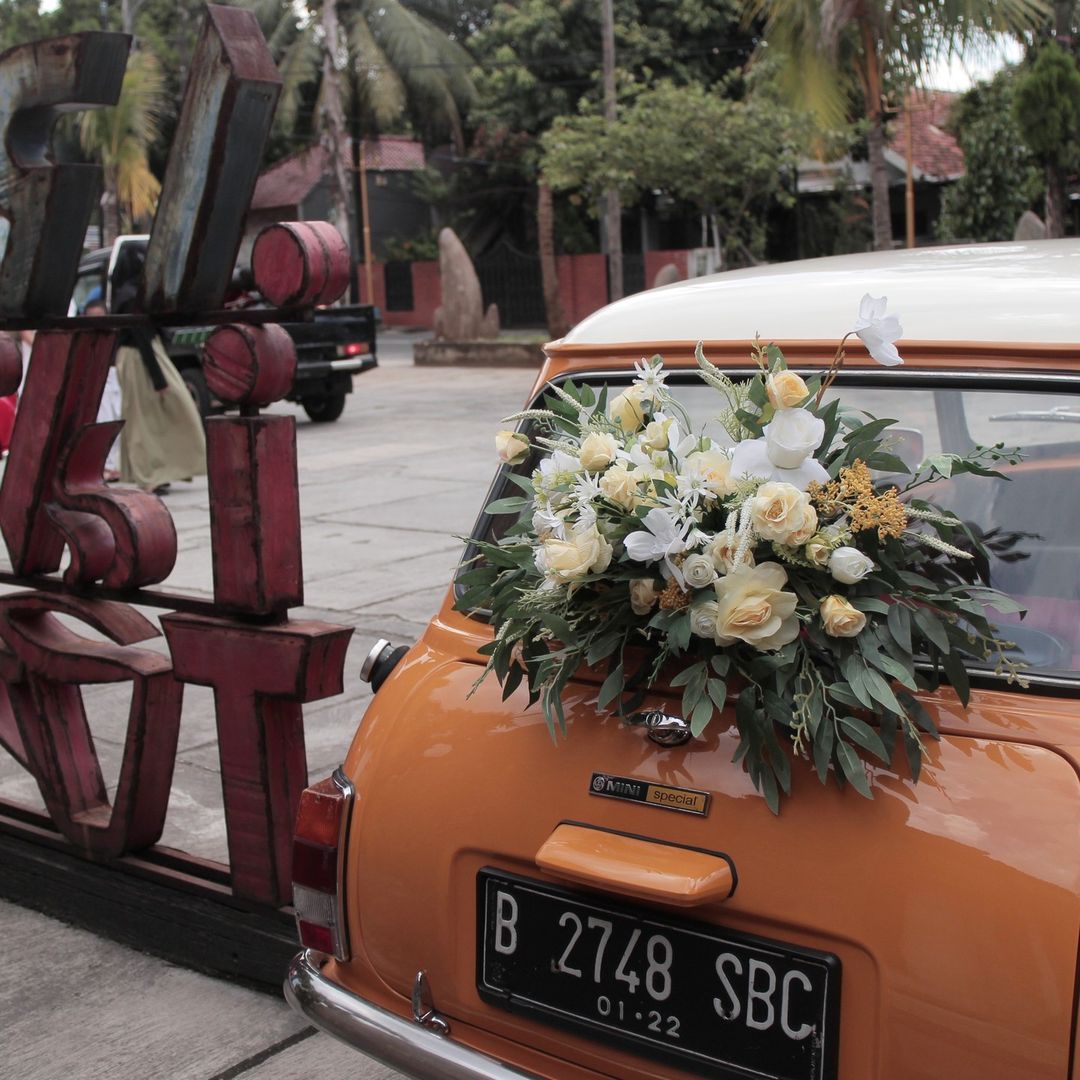 20 Best Wedding Car Decorations